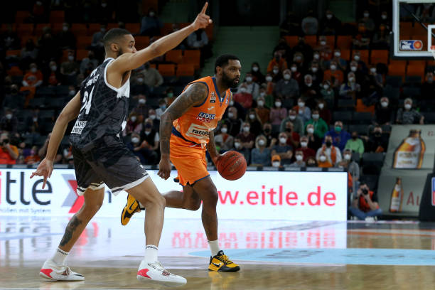 而法国中卫 而法国中卫