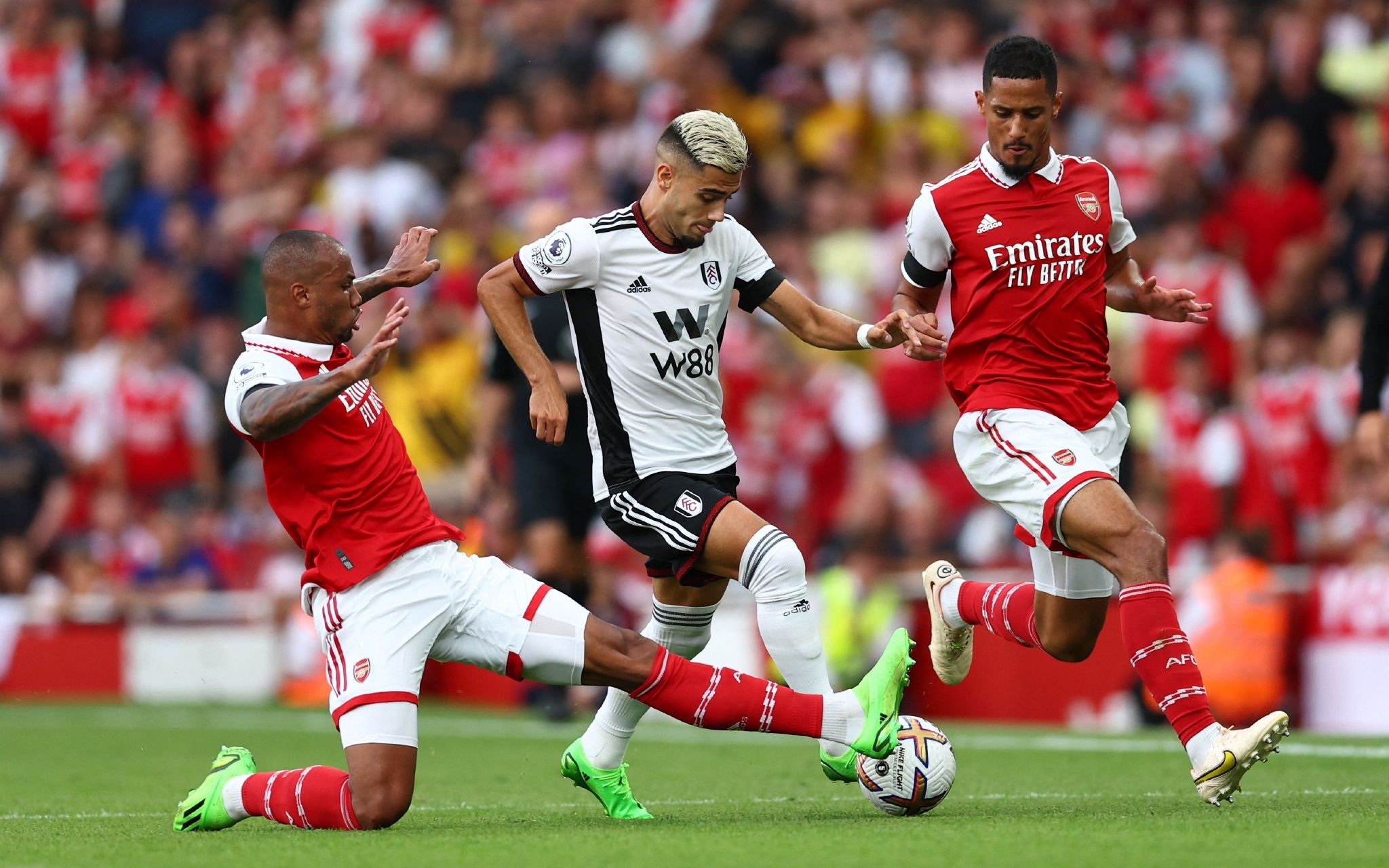 助球队扭转 助球队扭转